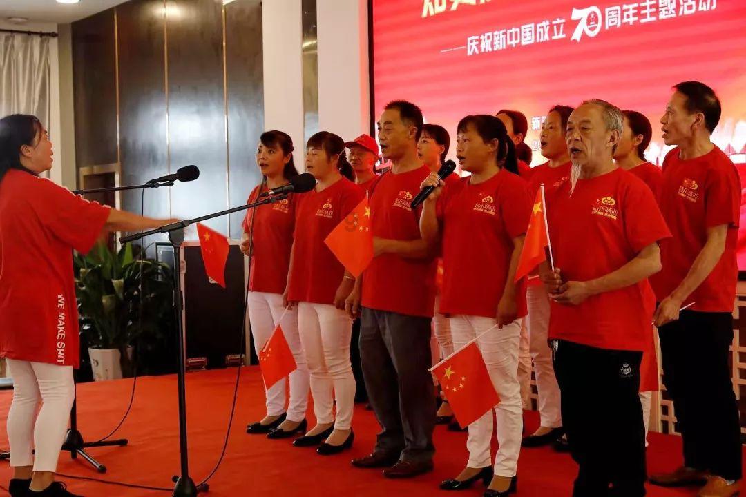 苏有朋成都演唱会粉丝穿格格装见五阿哥，梦回《还珠格格》